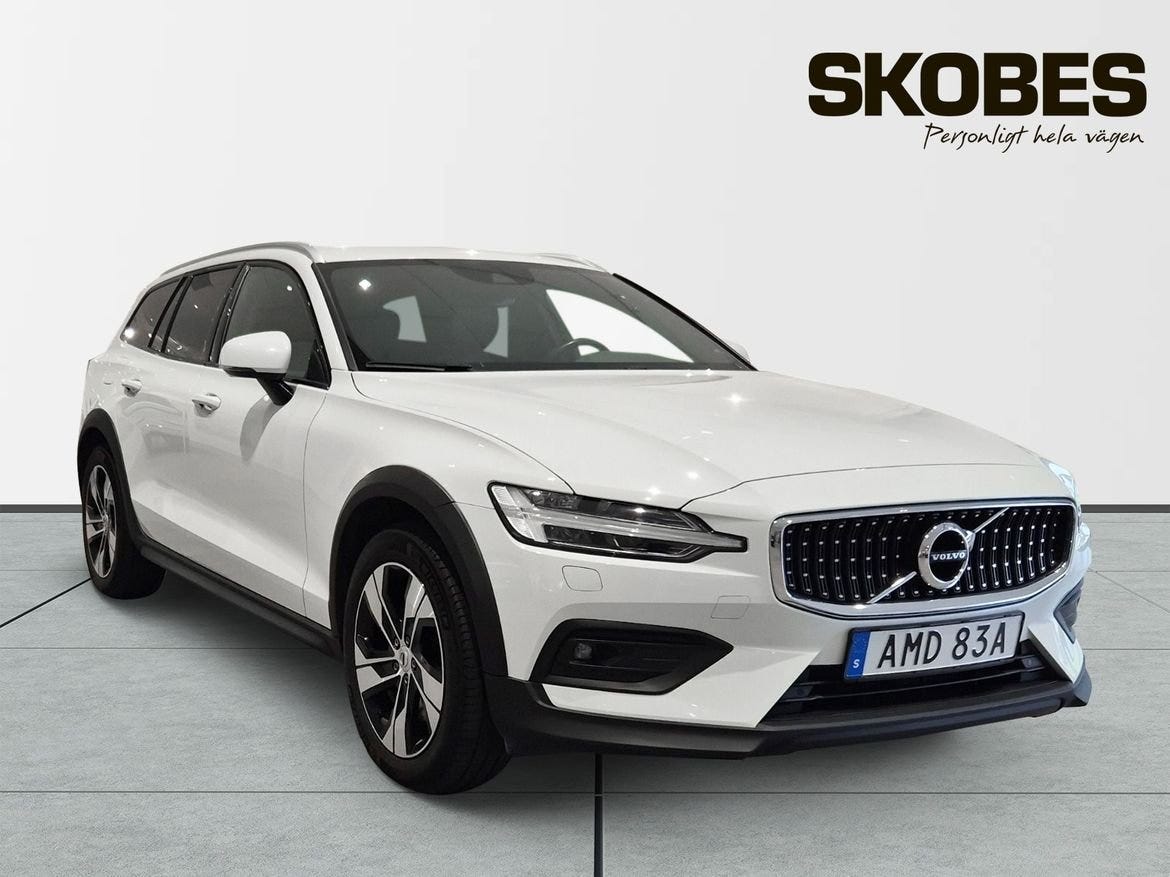 Volvo V60 Cross Country 2020 – bild 1 av 3