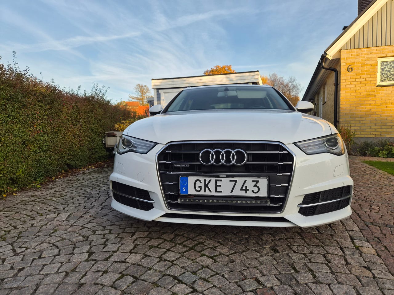 Audi A6 2017 – bild 1 av 5