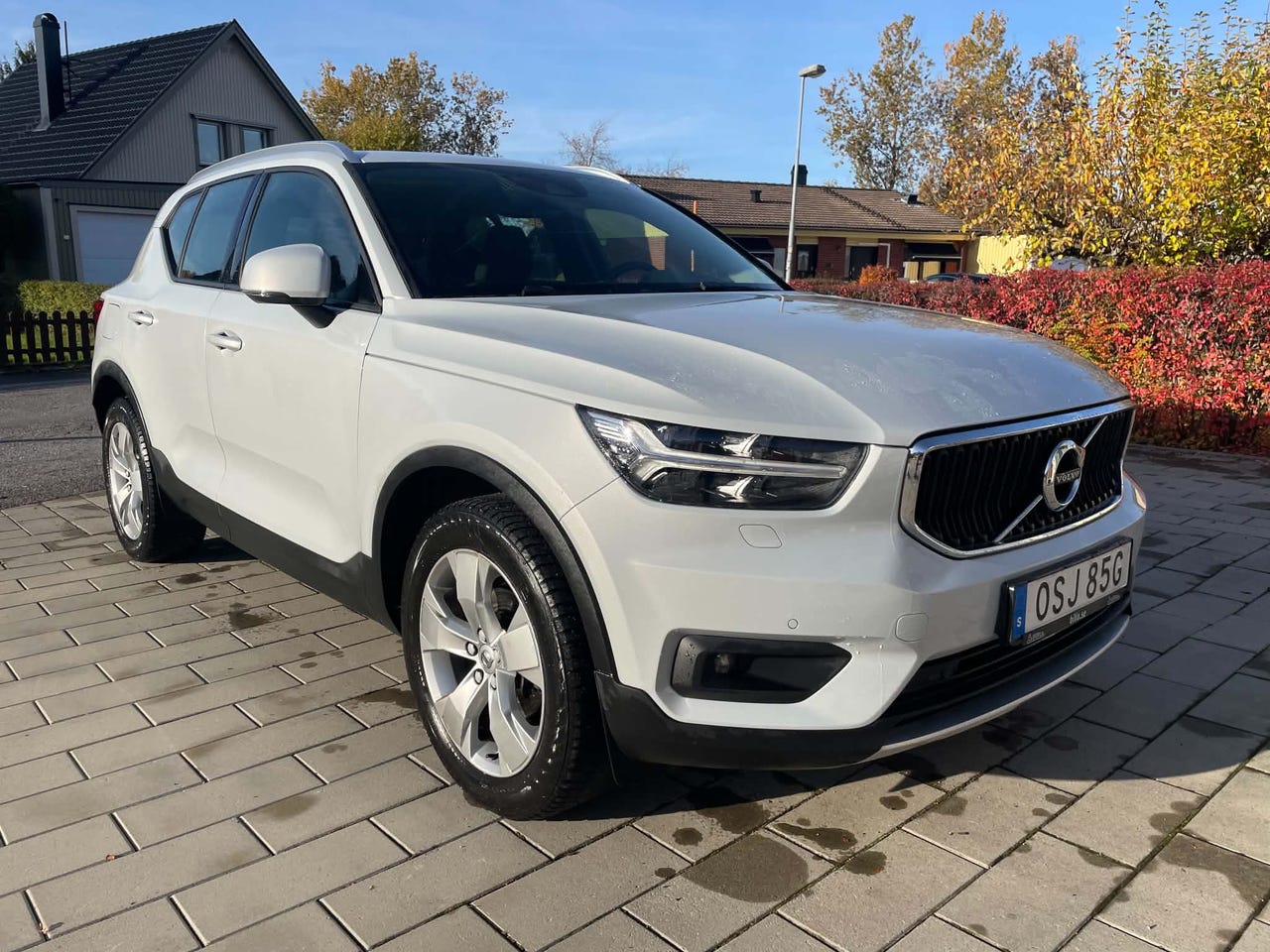 Volvo XC40 2020 – bild 1 av 9