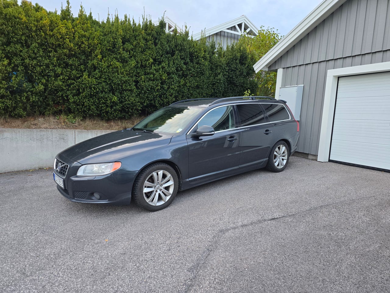 Volvo V70 2012 – bild 1 av 6