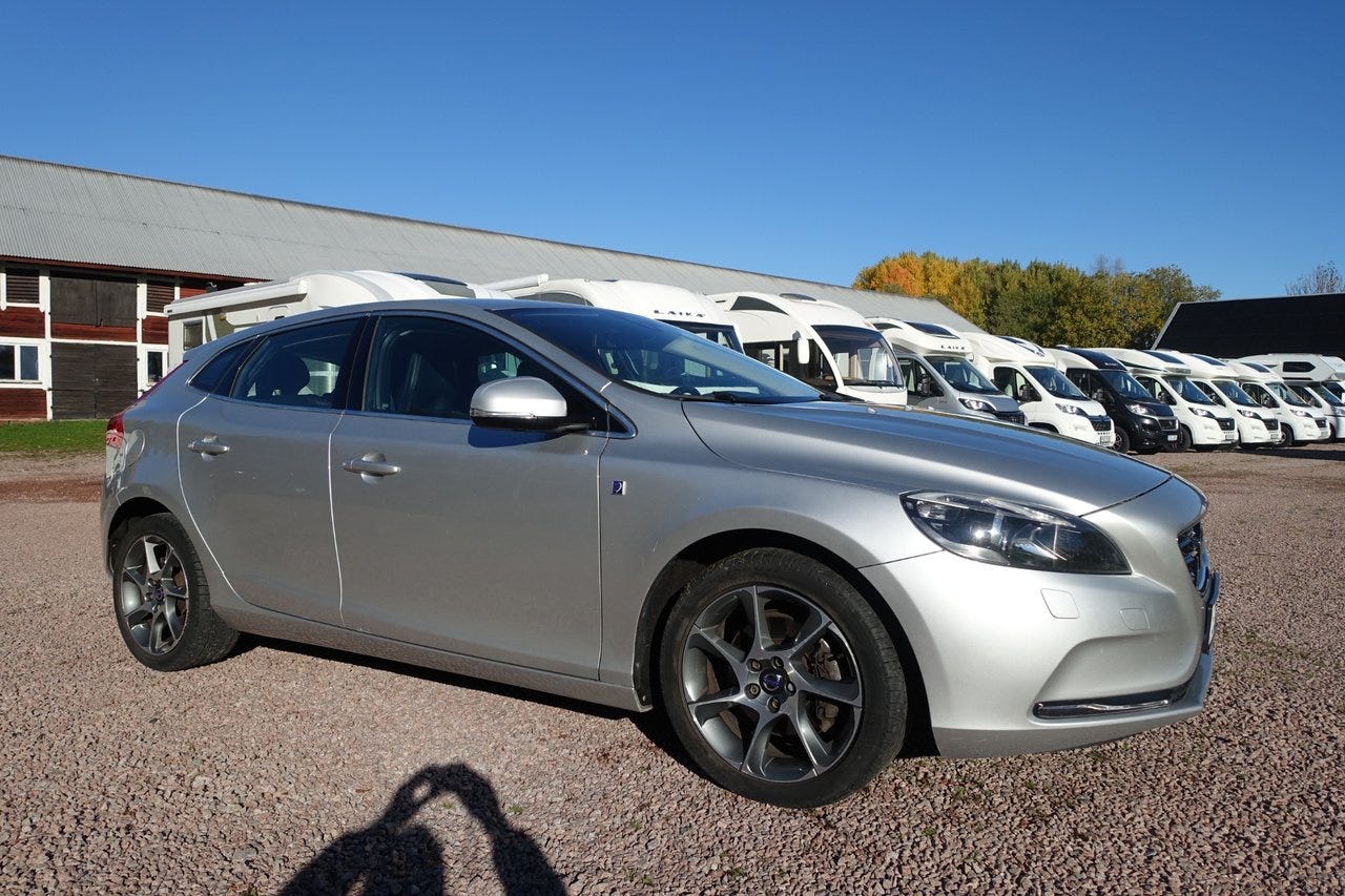 Volvo V40 2016 – bild 1 av 22