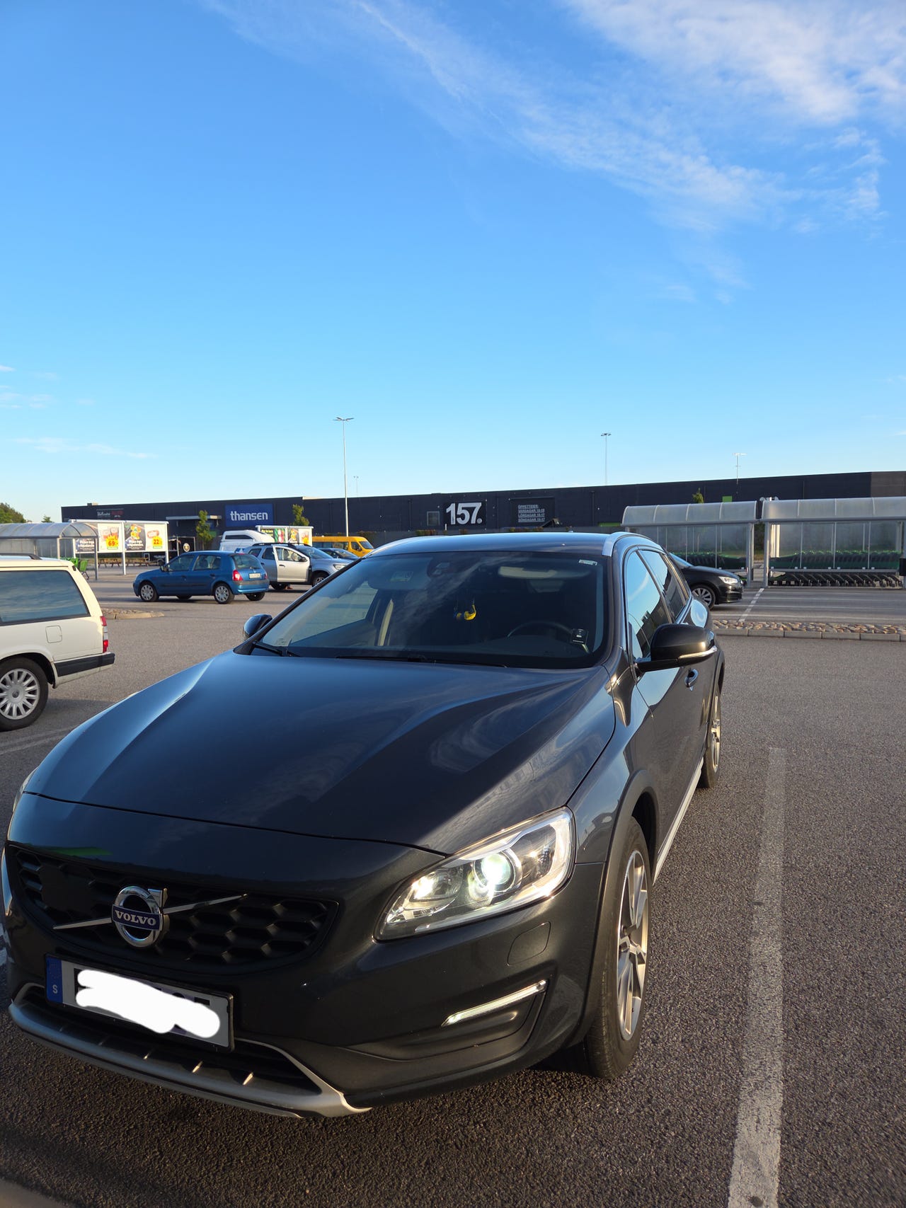 Volvo V60 Cross Country 2017 – bild 1 av 8