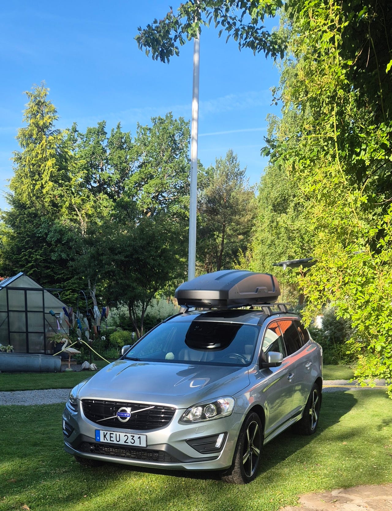 Volvo XC60 2016 – bild 1 av 2