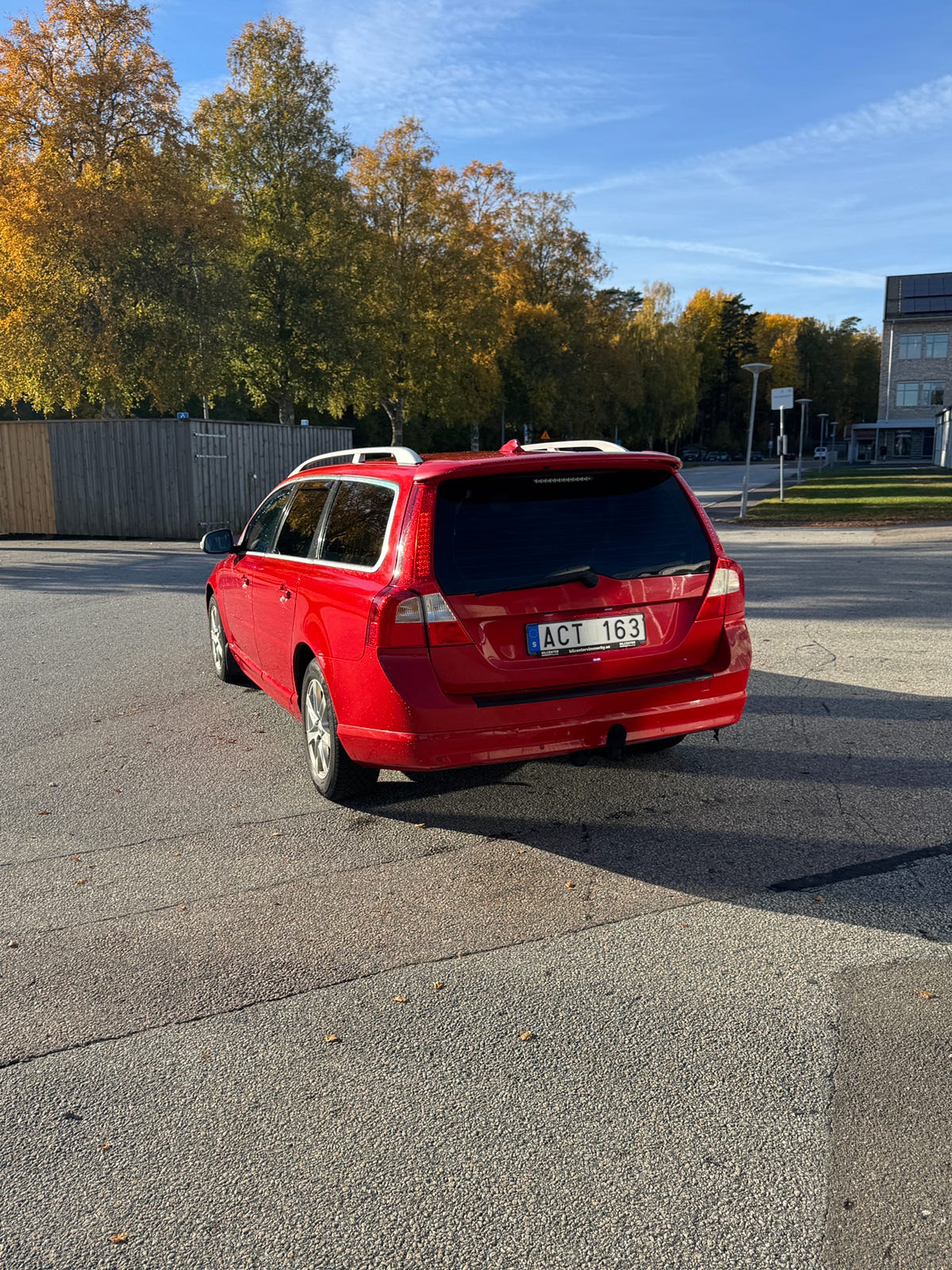Volvo V70 2010 – bild 1 av 4