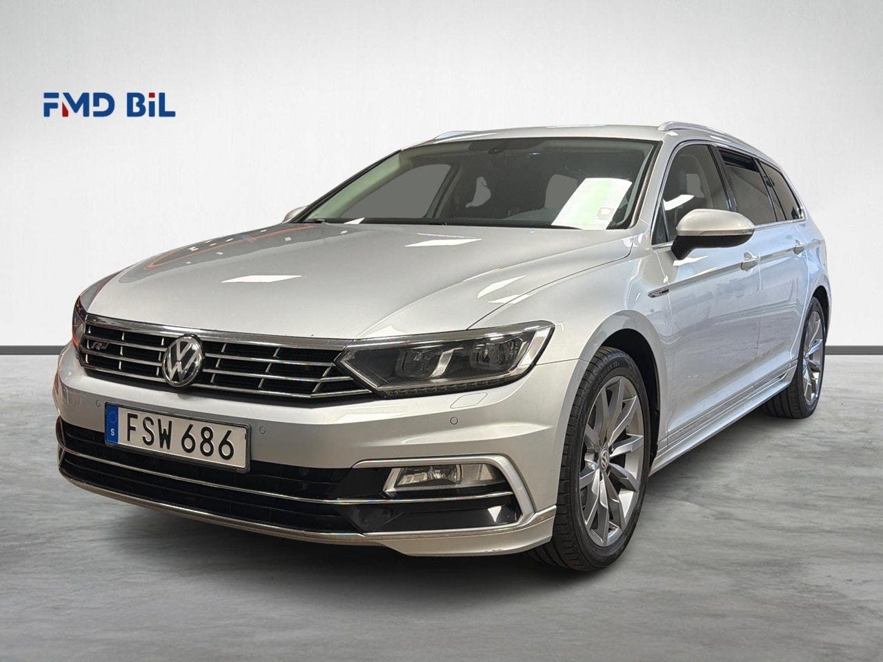 Volkswagen Passat 2016 – bild 1 av 24