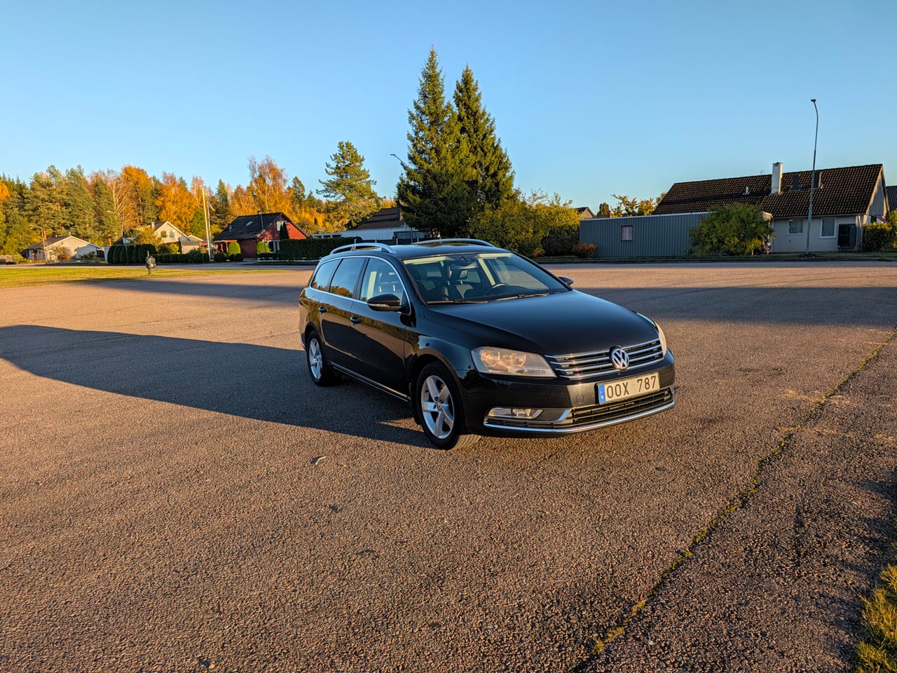 Volkswagen Passat 2013 – bild 1 av 5