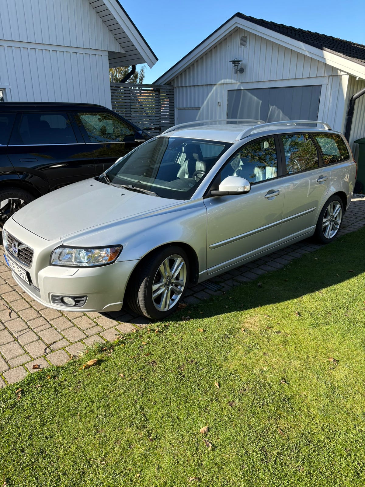 Volvo V50 2012 – bild 1 av 9