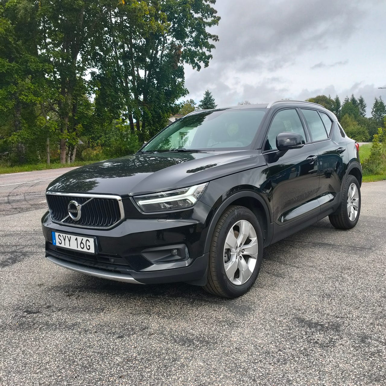 Volvo XC40 2021 – bild 1 av 2