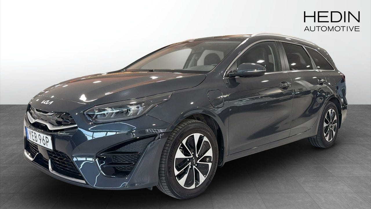 Kia Ceed 2024 – bild 1 av 12