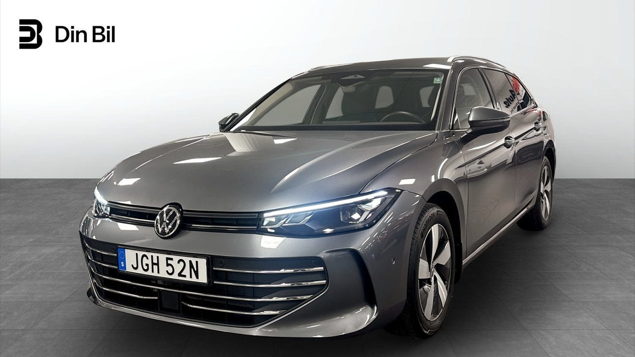 Volkswagen Passat 2025 – bild 1 av 12