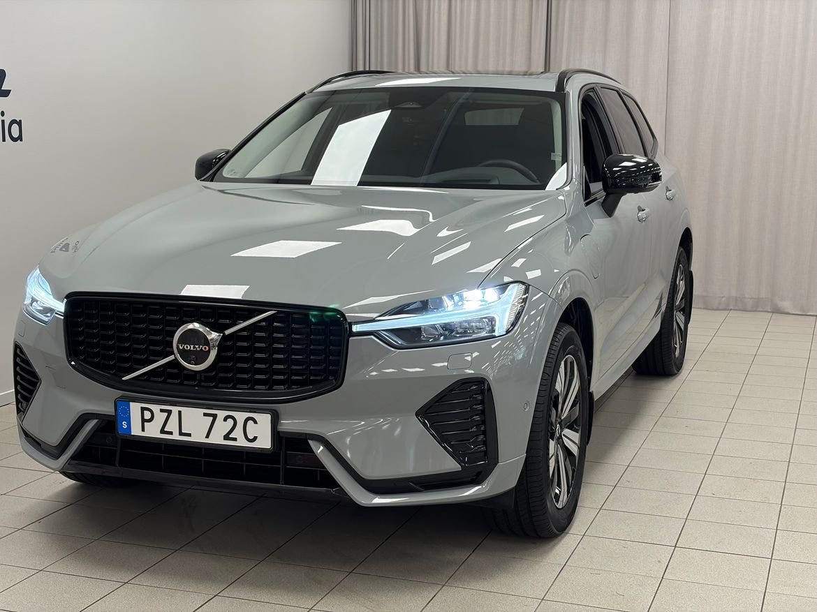 Volvo XC60 2025 – bild 1 av 23