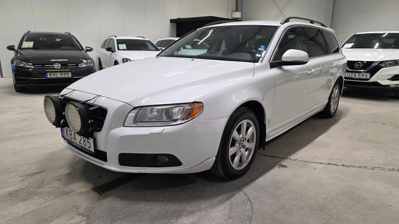 Volvo V70 2012 – bild 1 av 24
