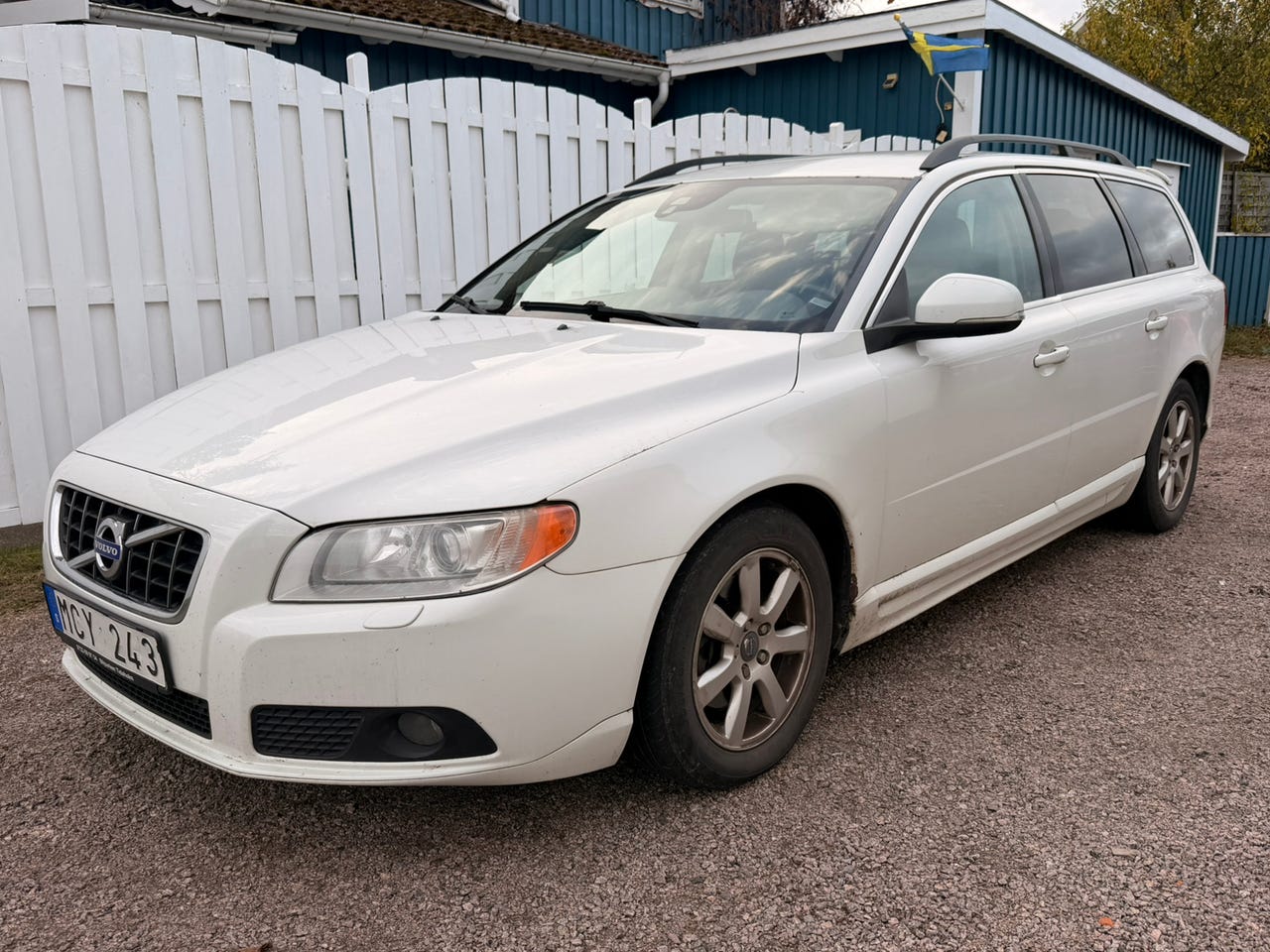 Volvo V70 2012 – bild 1 av 4
