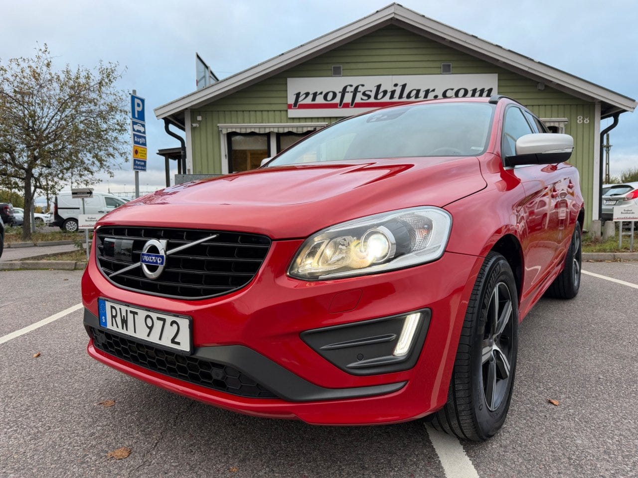 Volvo XC60 2017 – bild 1 av 24