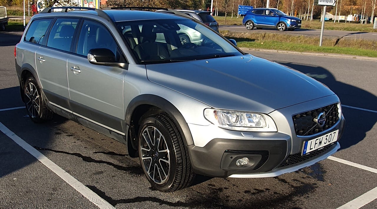 Volvo XC70 2016 – bild 1 av 11