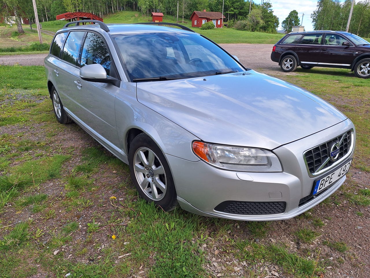 Volvo V70 2012 – bild 1 av 14