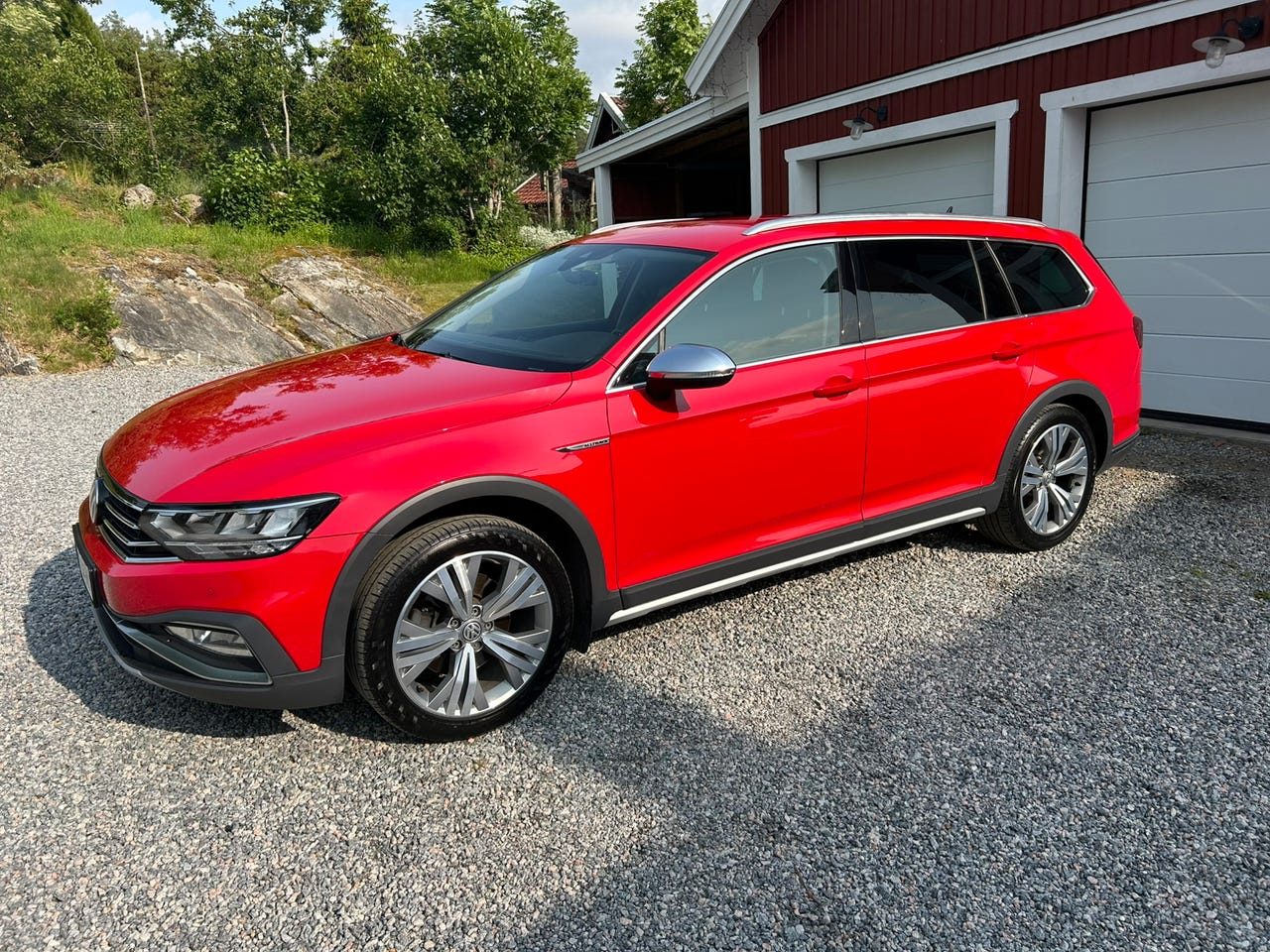 Volkswagen Passat Alltrack 2020 – bild 1 av 6