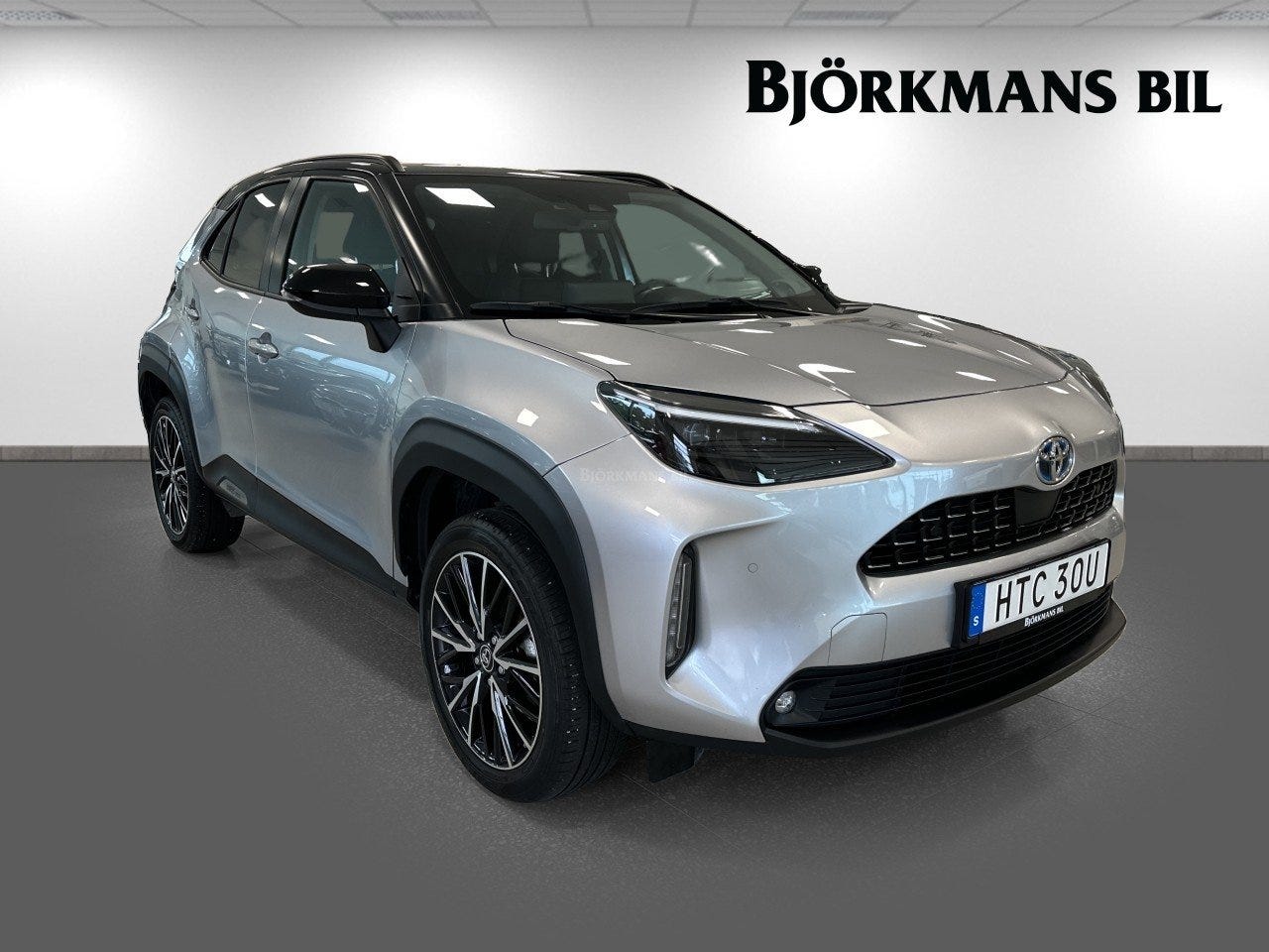 Toyota Yaris Cross 2023 – bild 1 av 14
