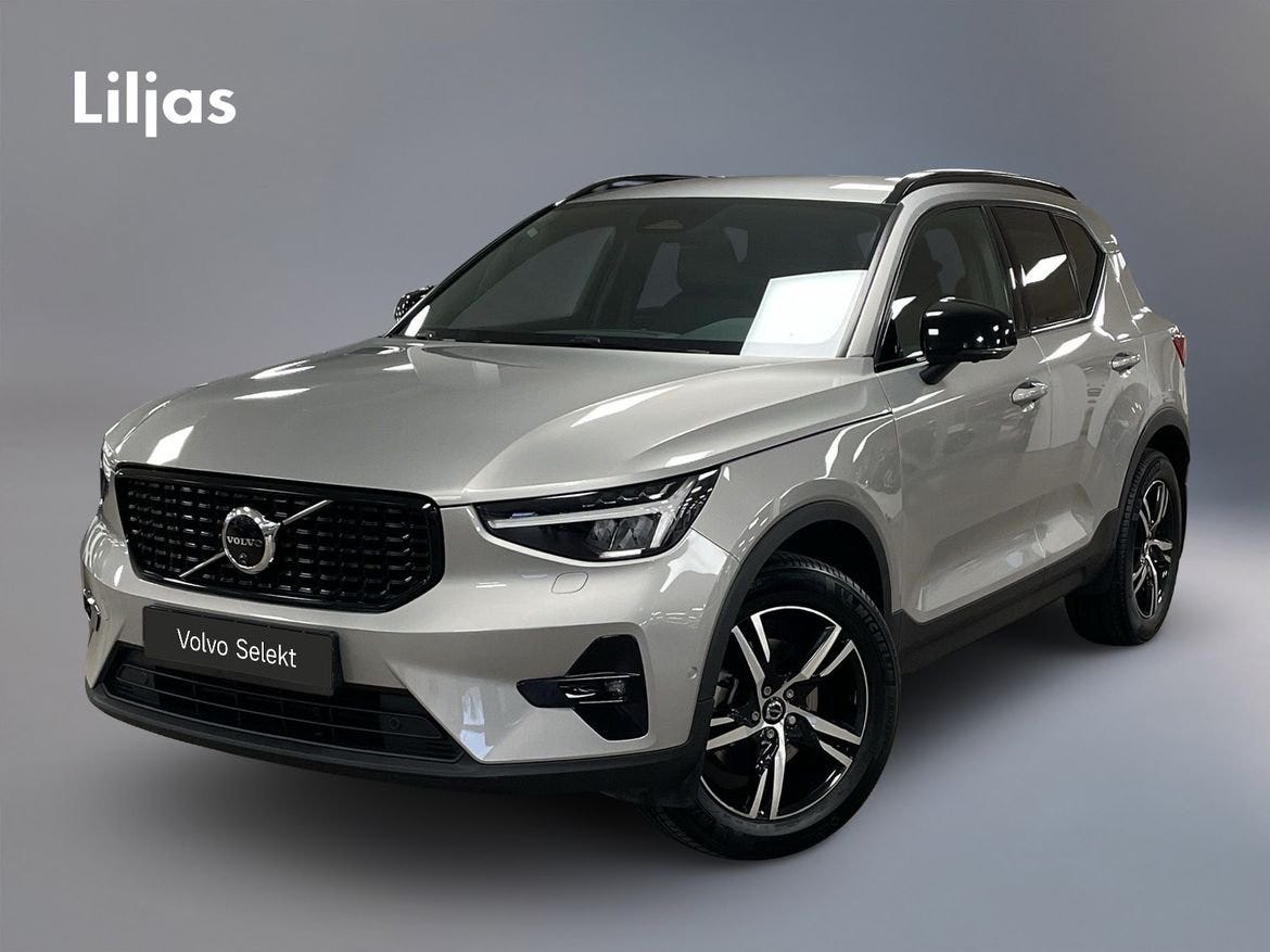 Volvo XC40 2025 – bild 1 av 16
