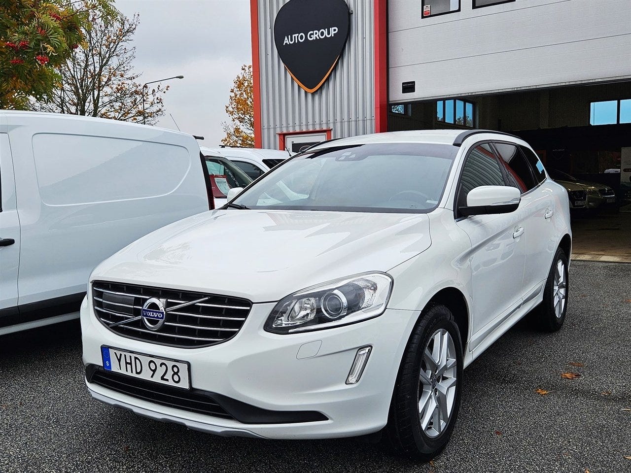 Volvo XC60 2017 – bild 1 av 16