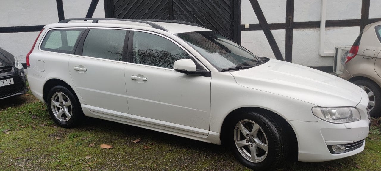 Volvo V70 2015 – bild 1 av 2