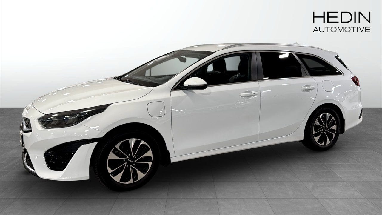 Kia Ceed 2024 – bild 1 av 12