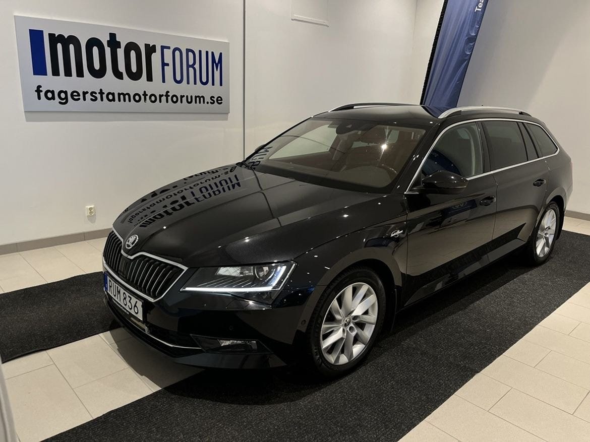 Skoda Superb 2018 – bild 1 av 24