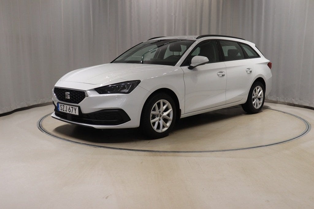 Seat Leon 2025 – bild 1 av 10