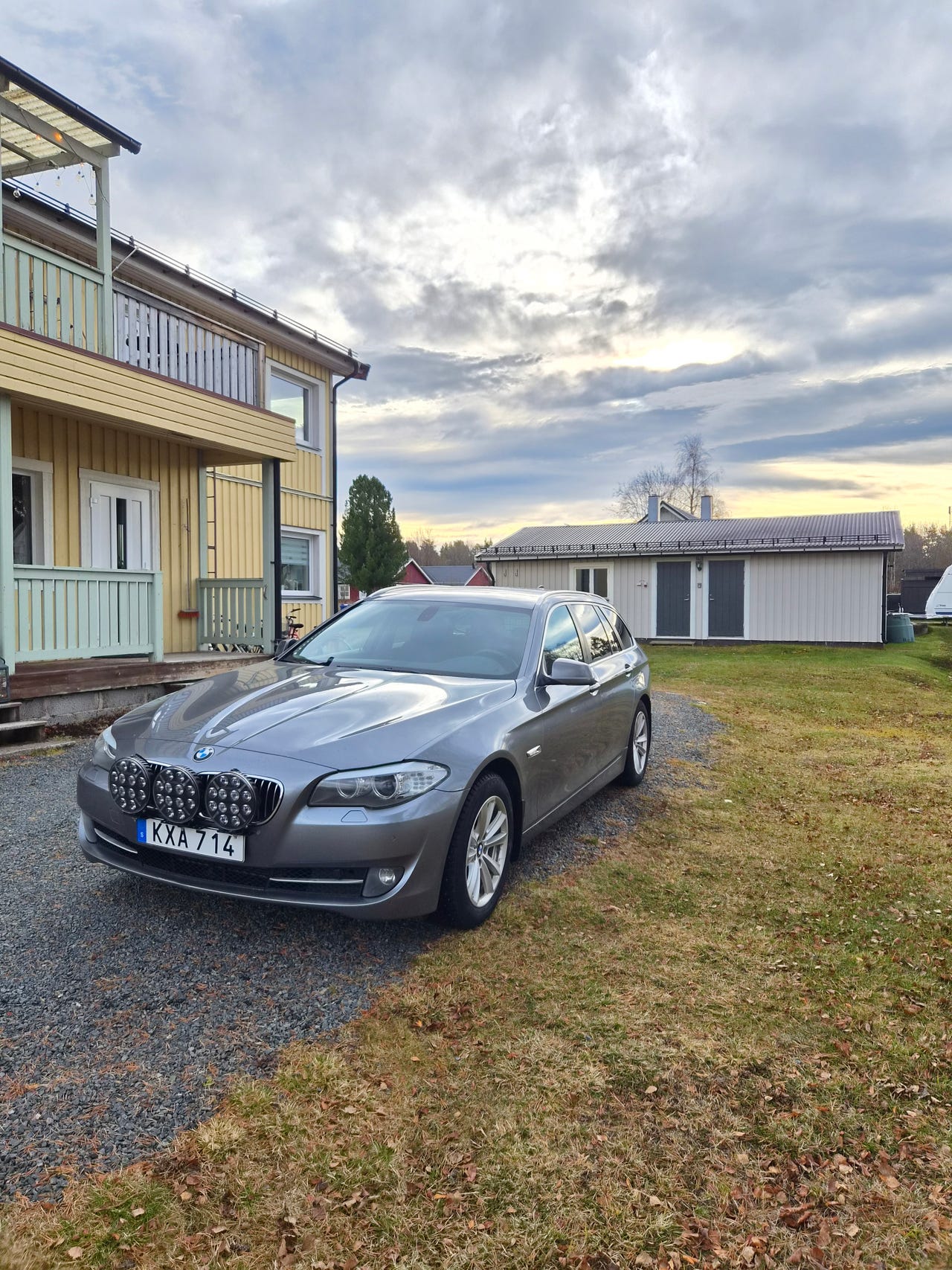 BMW 530d 2011 – bild 1 av 12