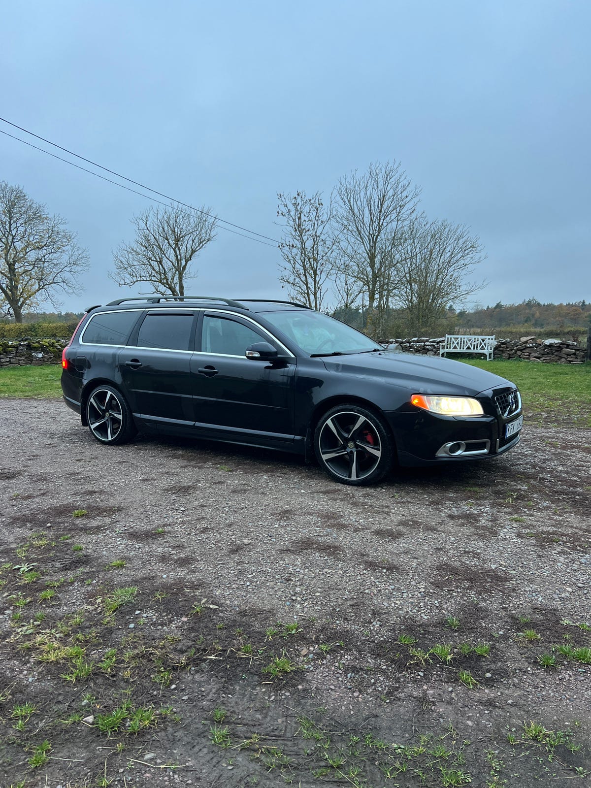 Volvo V70 2010 – bild 1 av 5
