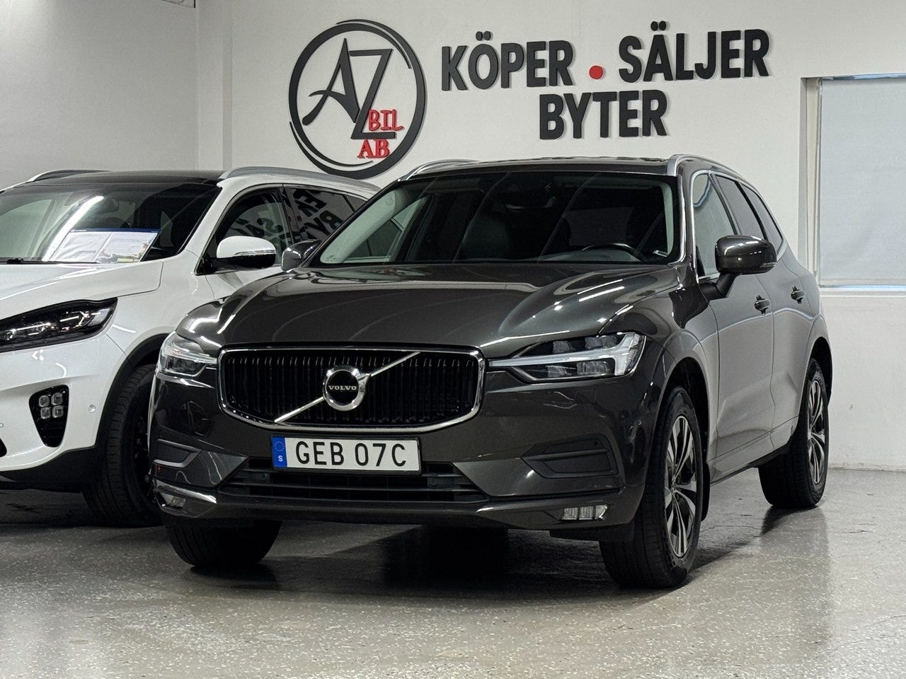 Volvo XC60 2020 – bild 1 av 24