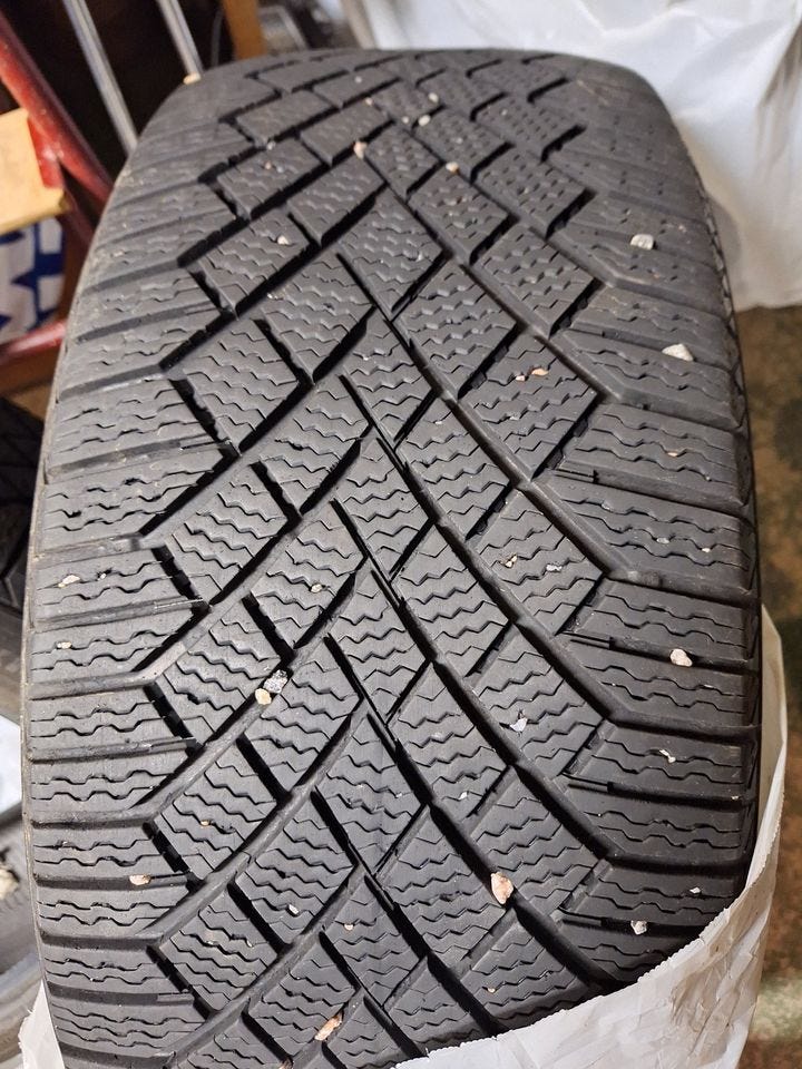 Viking Continental, till VW ID-4, 2st 235x50, 2st 255x45. | Blocket