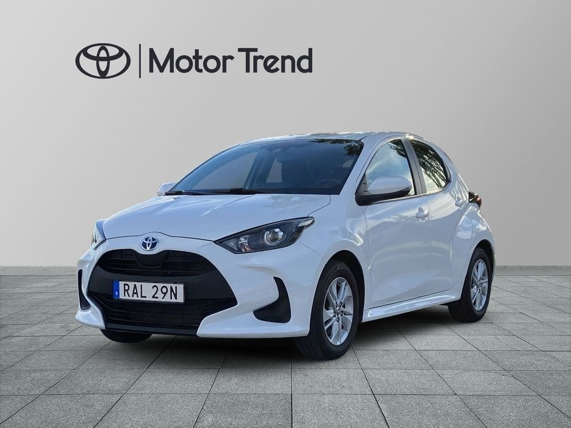 Toyota Yaris 2023 – bild 1 av 21