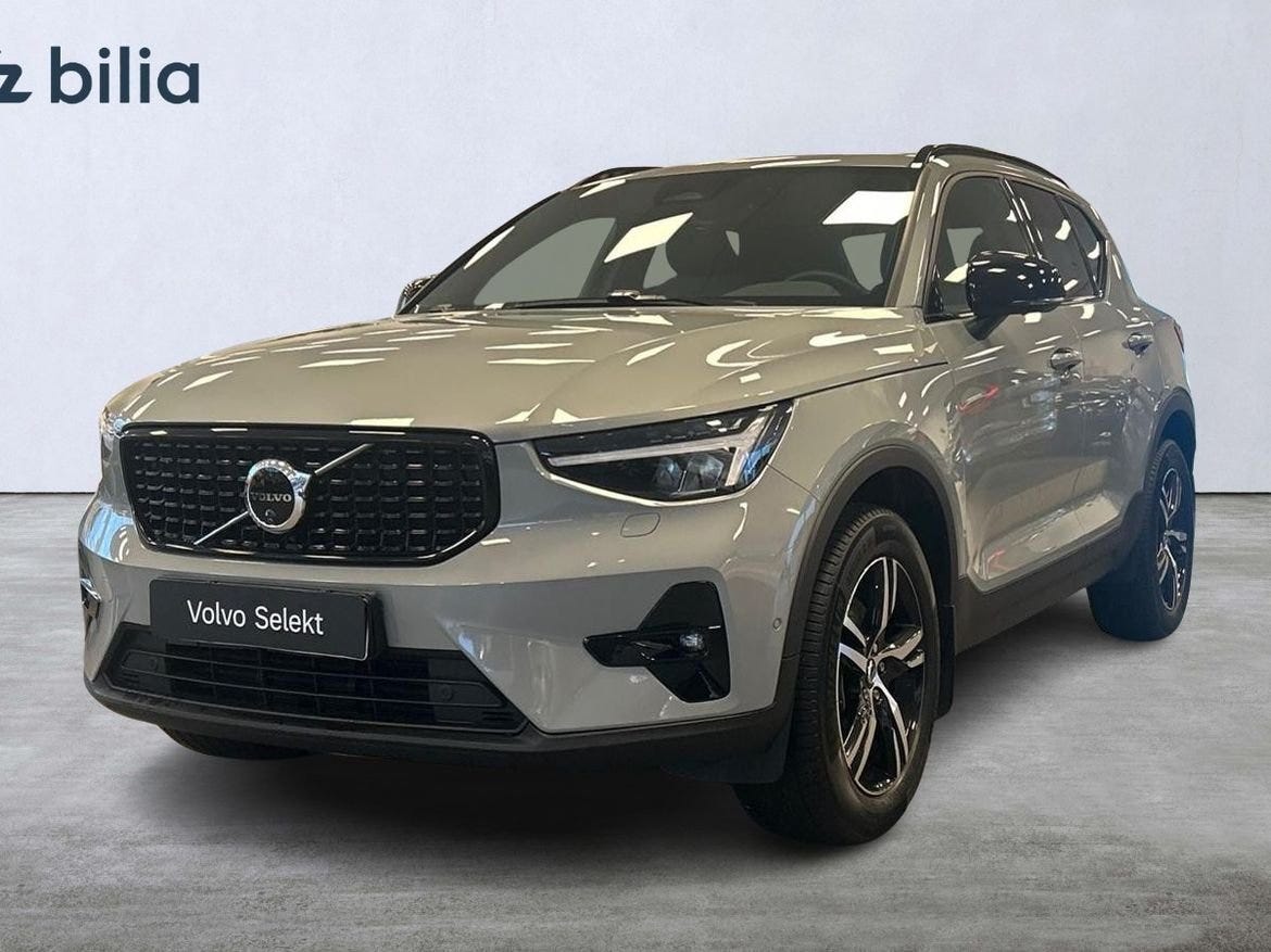 Volvo XC40 2025 – bild 1 av 18
