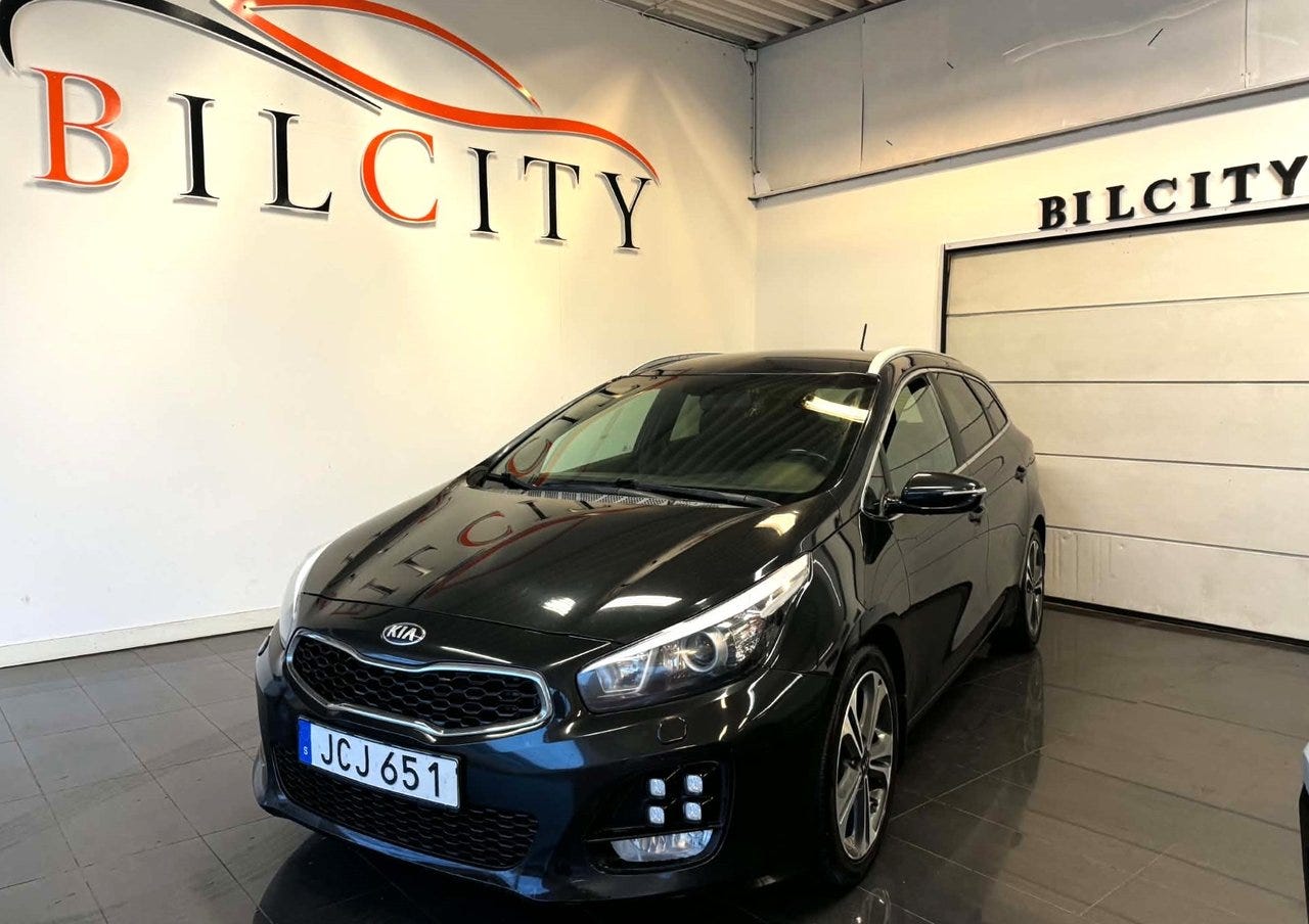 Kia Ceed 2016 – bild 1 av 23