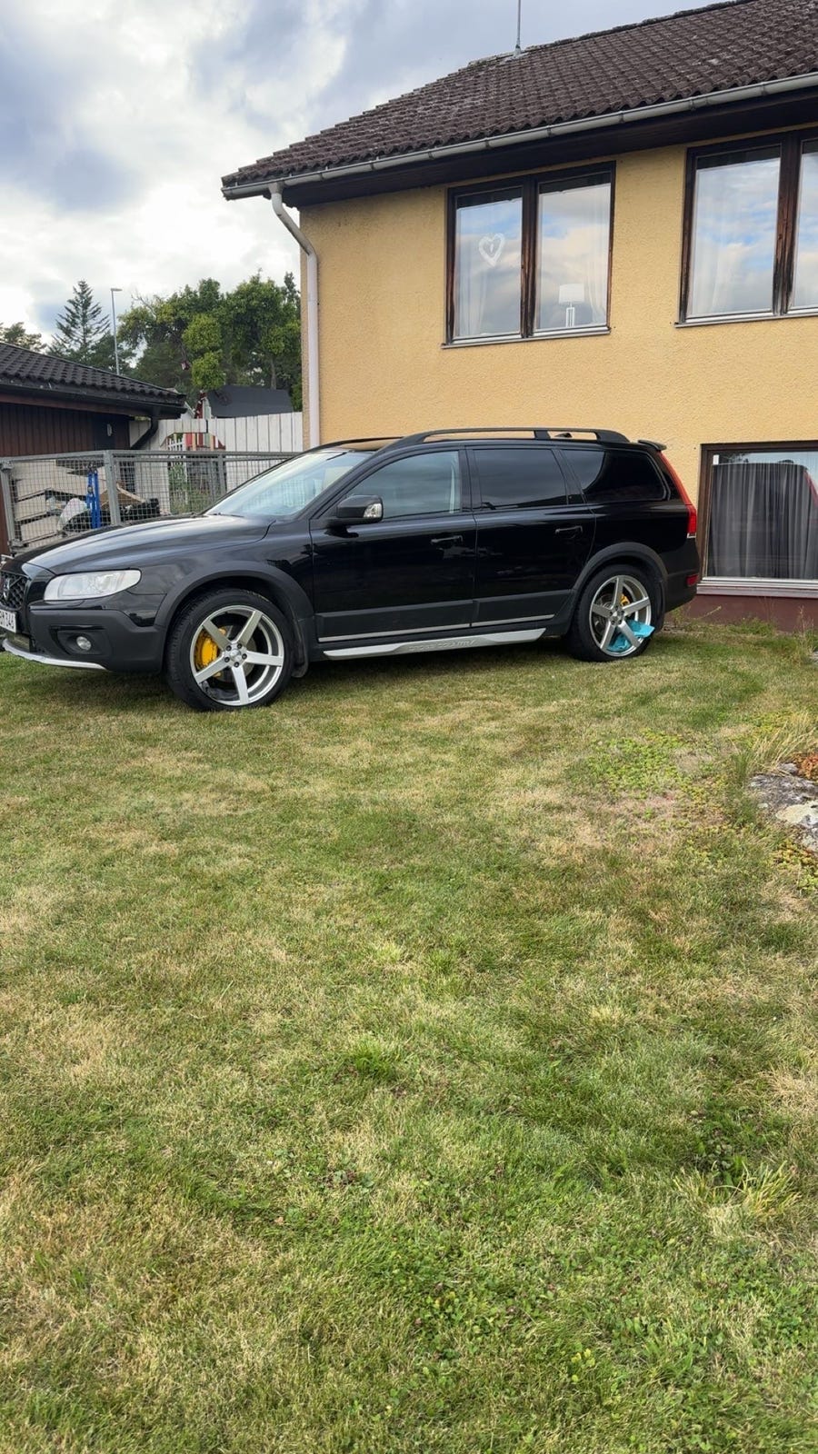 Volvo XC70 2016 – bild 1 av 2