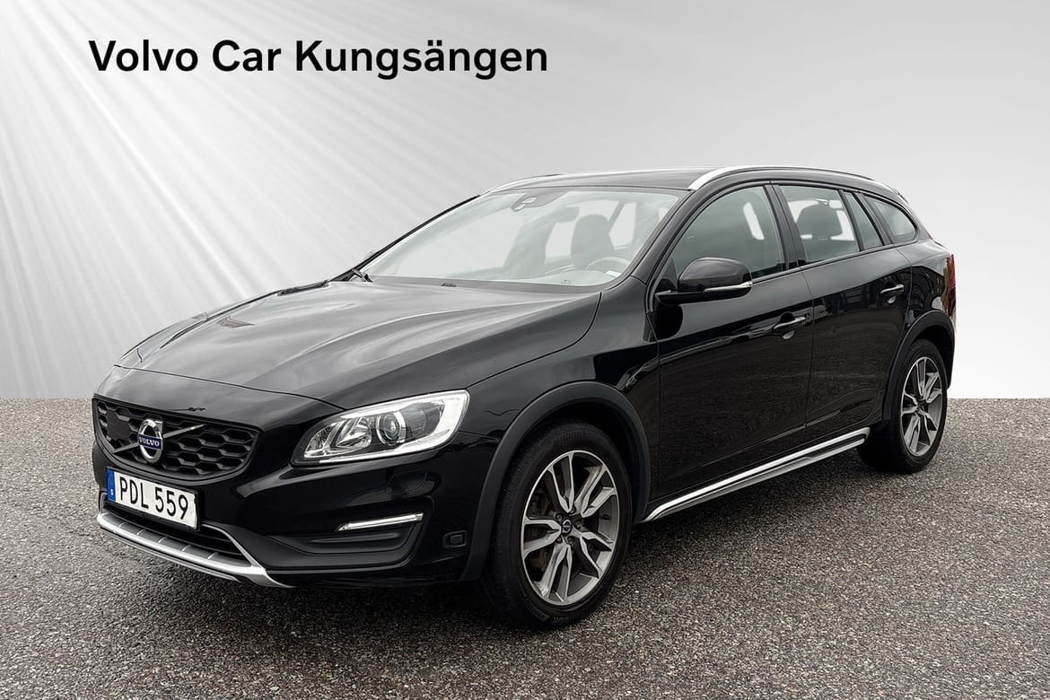 Volvo V60 Cross Country 2017 – bild 1 av 24