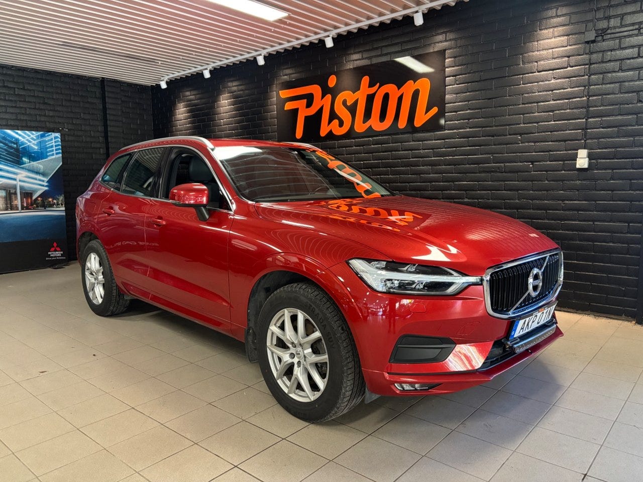 Volvo XC60 2020 – bild 1 av 9