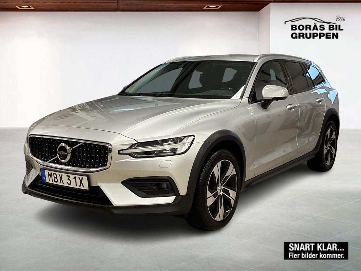 Volvo V60 Cross Country 2021 – bild 1 av 4