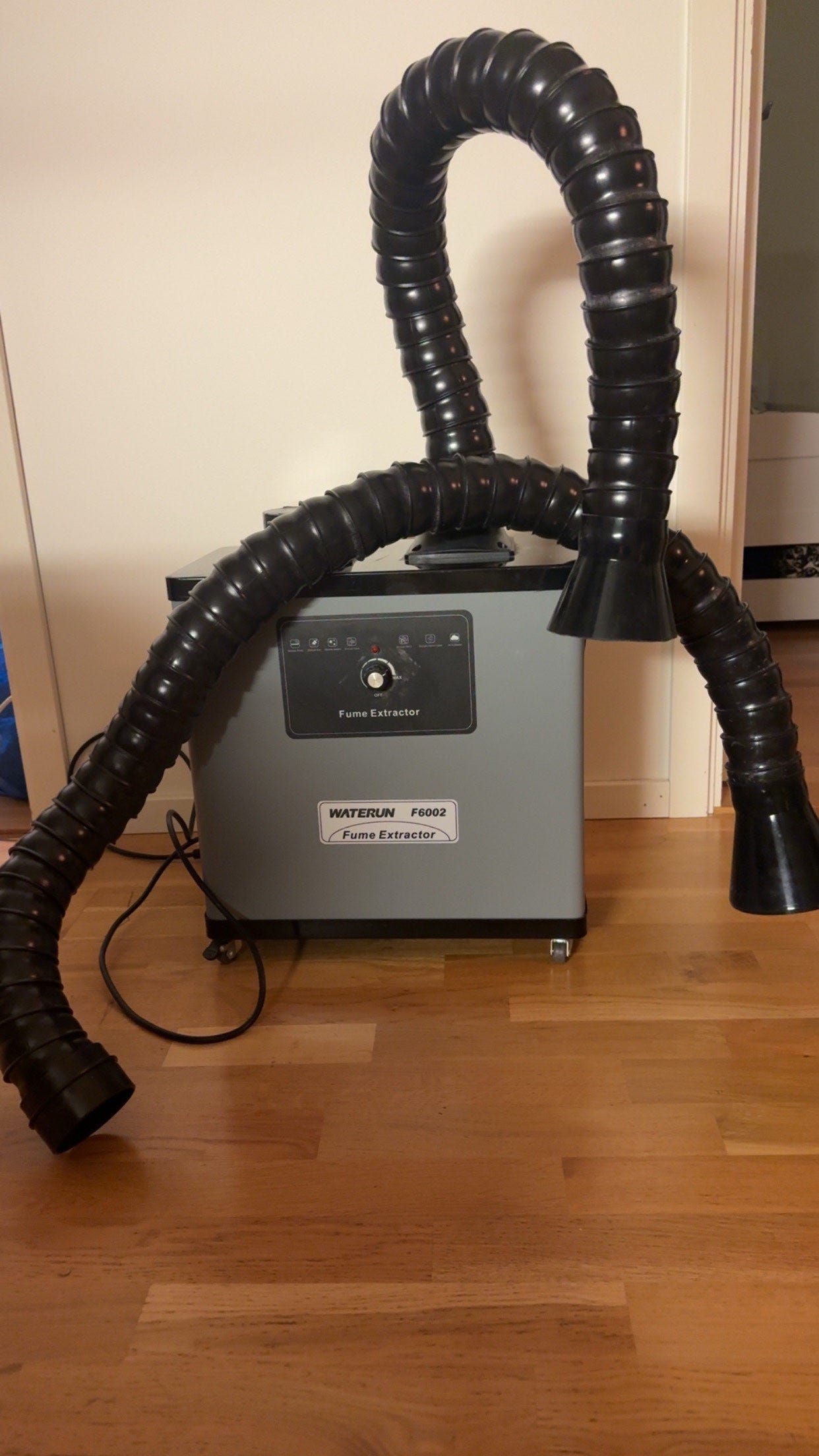 Kern Fume Extractor utsug med flexibla slangar | Blocket
