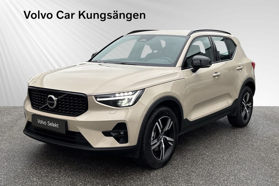 Volvo XC40 2026 – bild 1 av 17