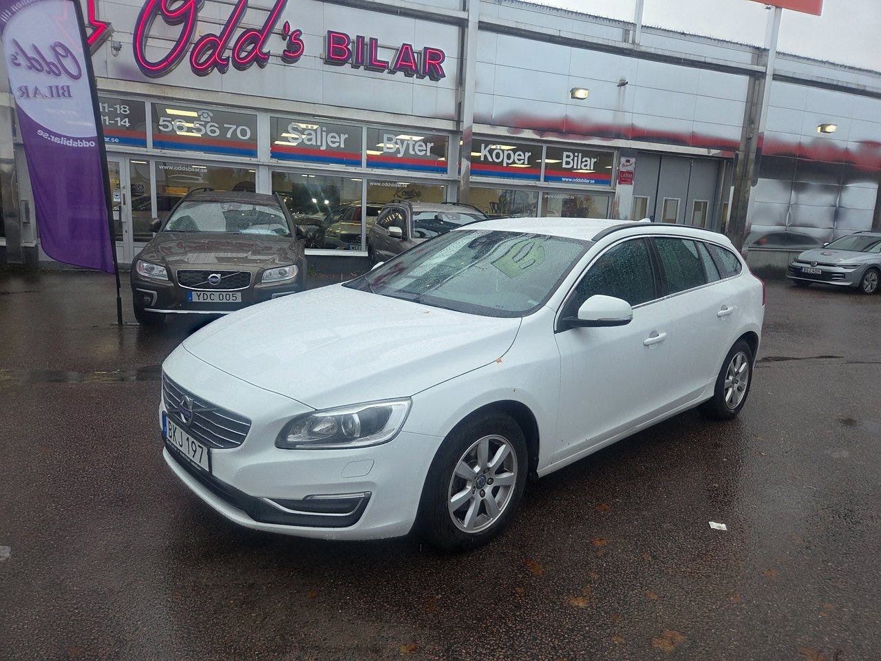 Volvo V60 2014 – bild 1 av 4