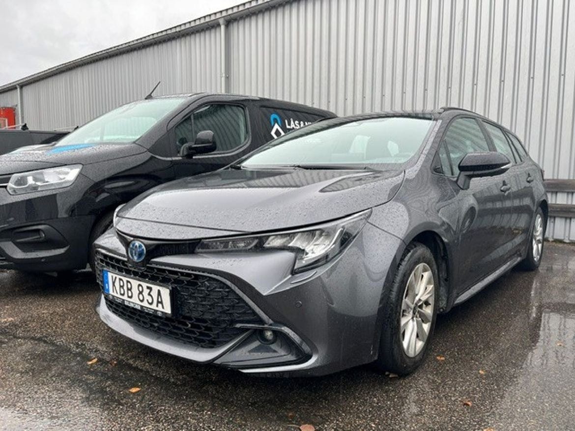Toyota Corolla 2025 – bild 1 av 2