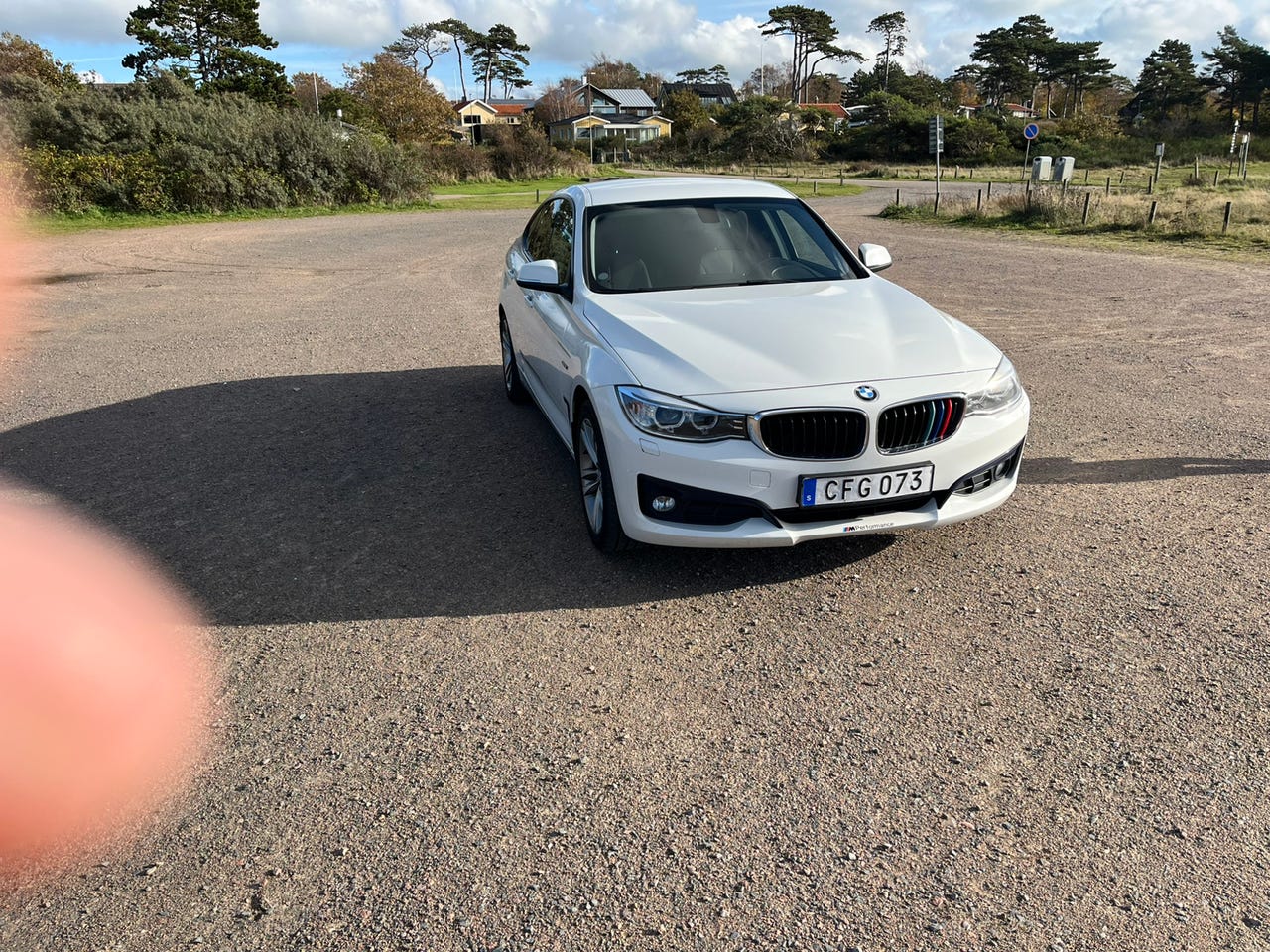 BMW 320d 2014 – bild 1 av 11