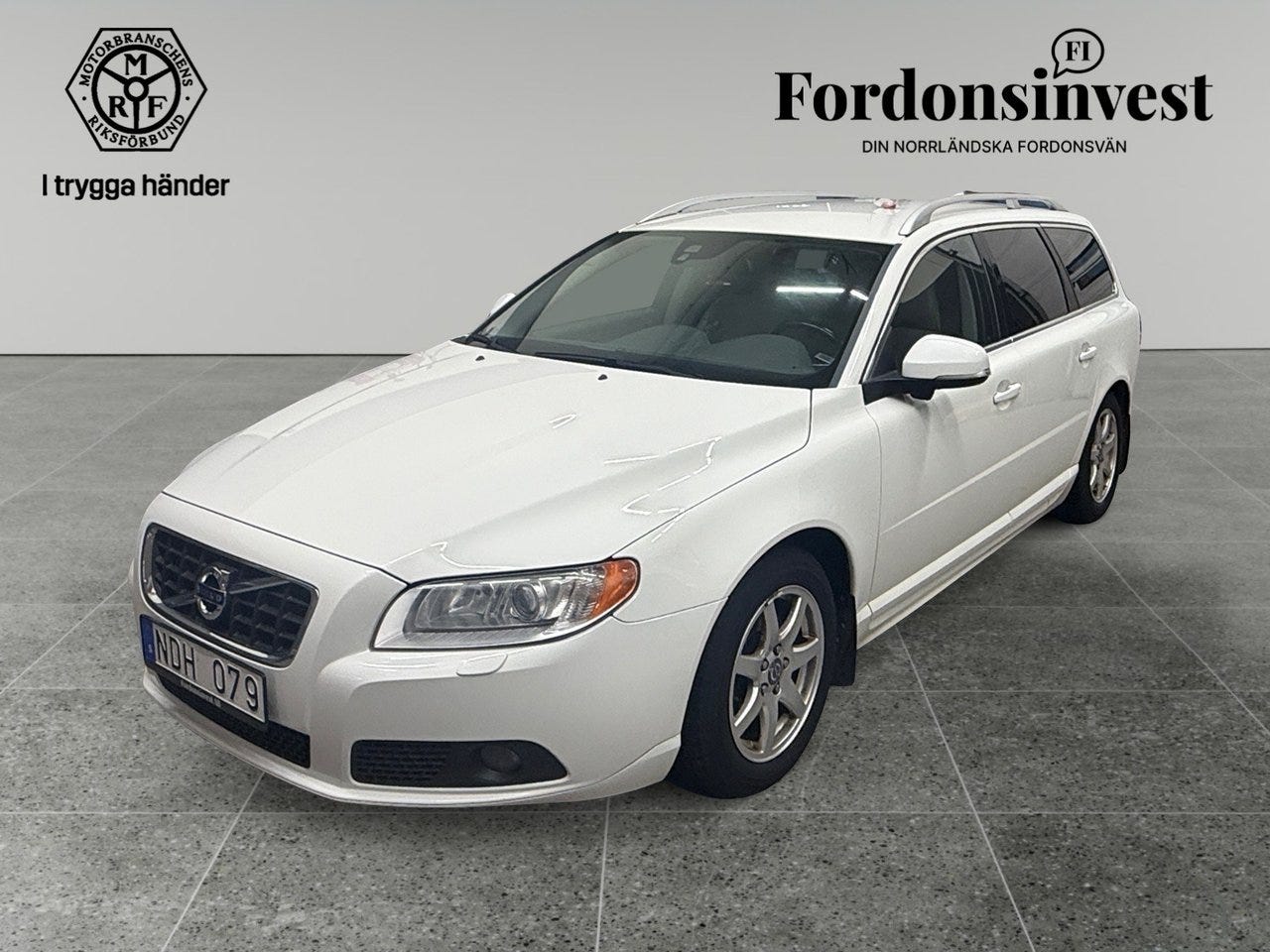 Volvo V70 2013 – bild 1 av 14