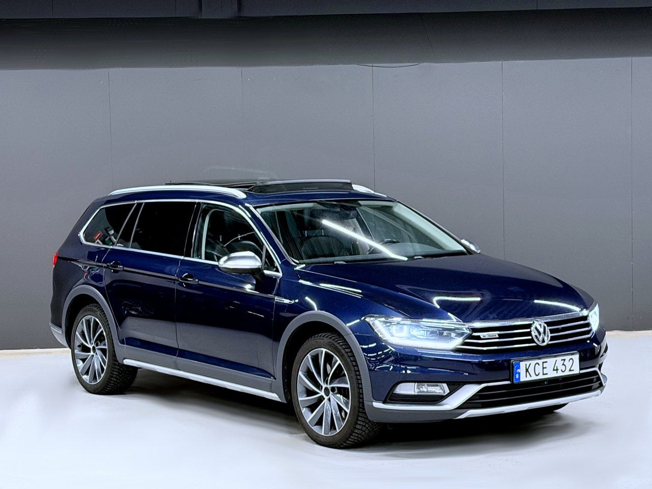 Volkswagen Passat Alltrack 2017 – bild 1 av 19