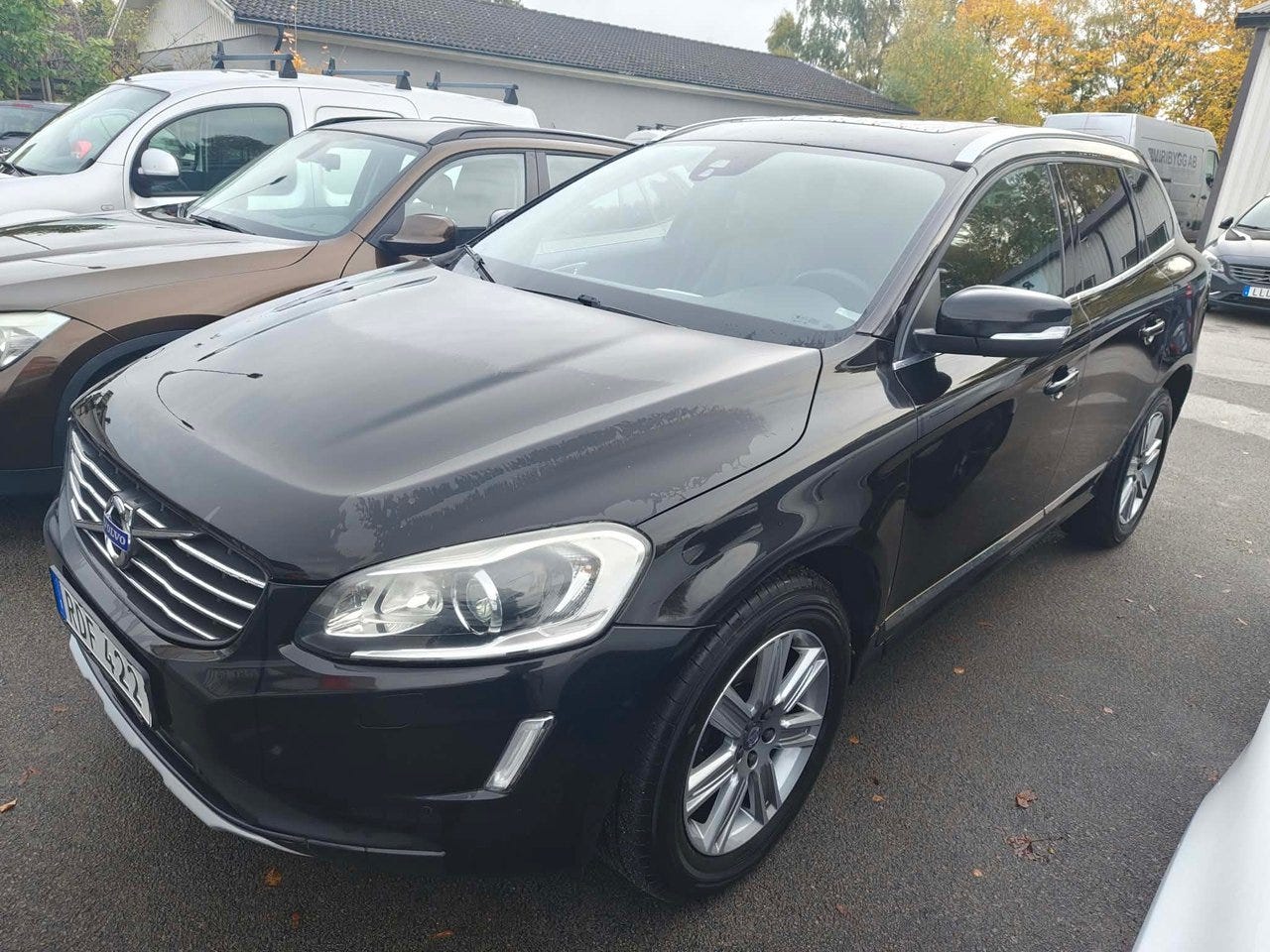 Volvo XC60 2016 – bild 1 av 3