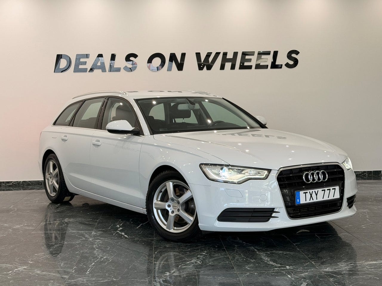 Audi A6 2014 – bild 1 av 18