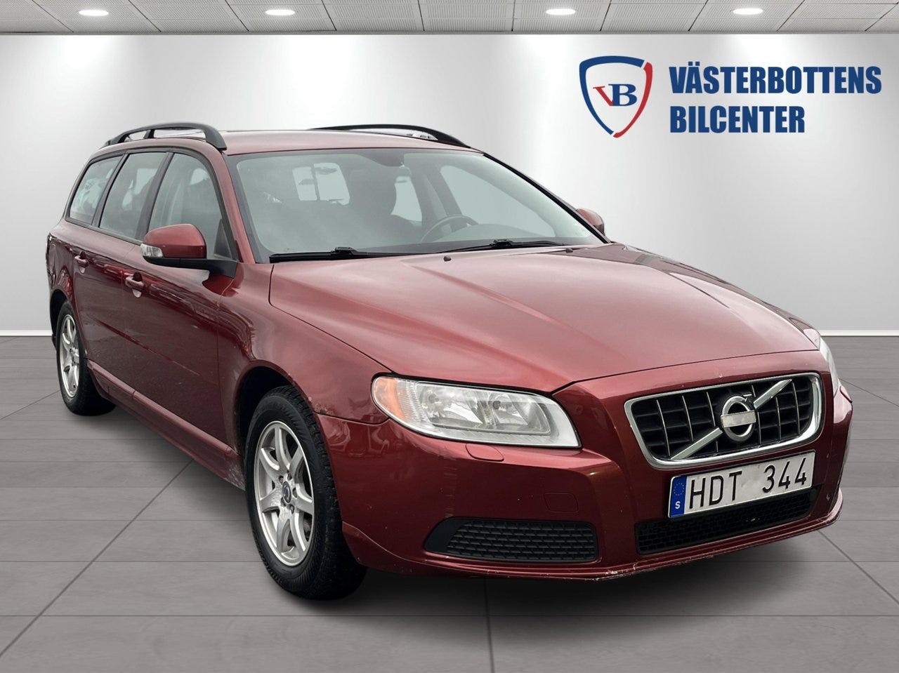 Volvo V70 2011 – bild 1 av 9