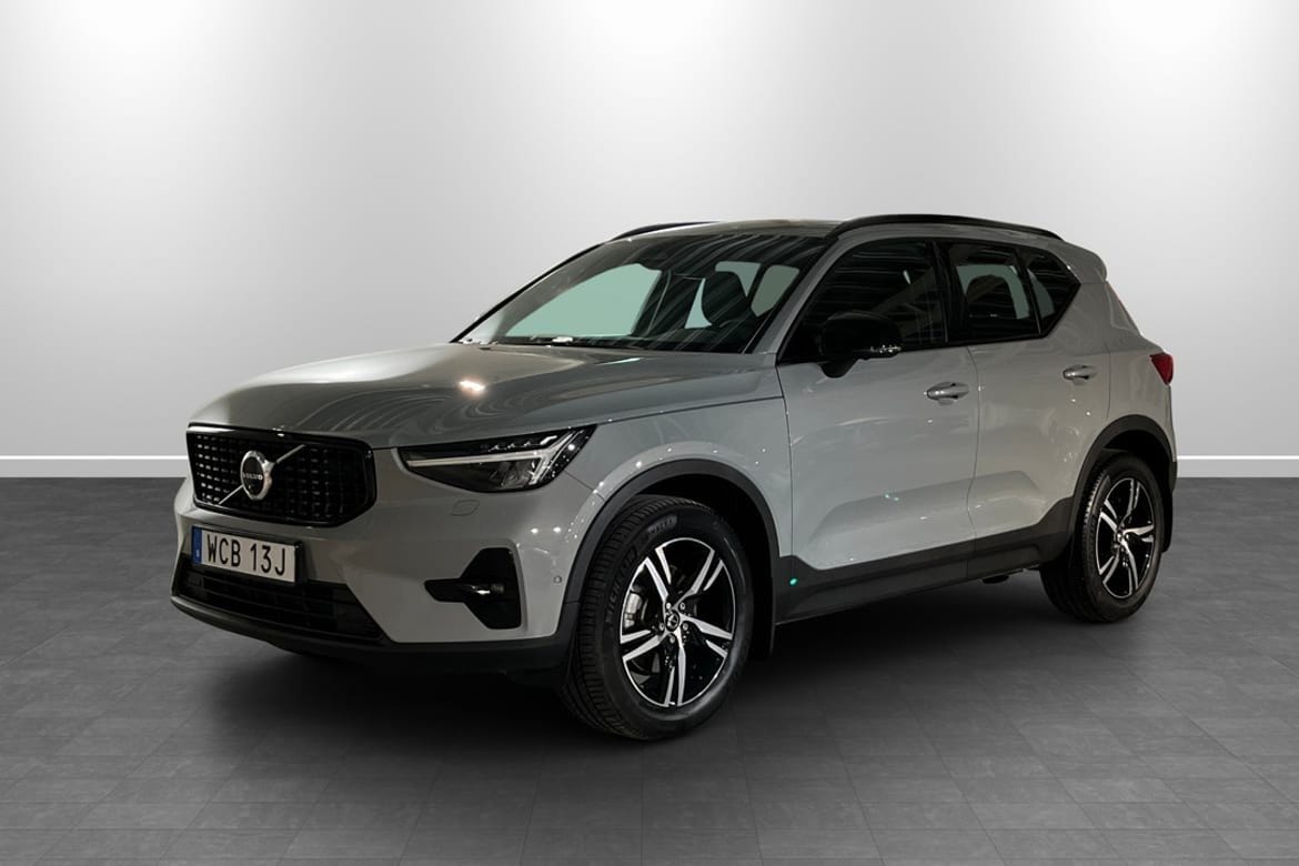 Volvo XC40 2025 – bild 1 av 13